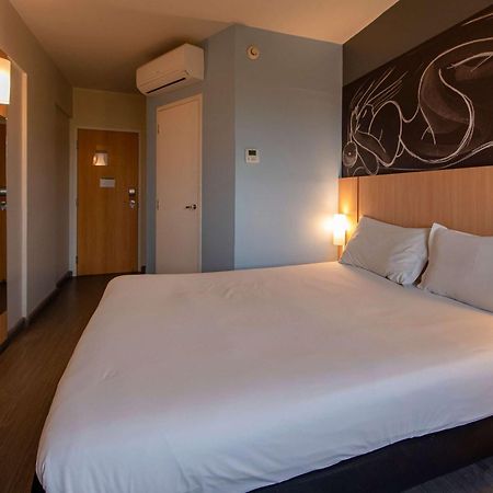 Ibis Guaratingueta Aparecida - Circuito Da Fe Hotell Eksteriør bilde