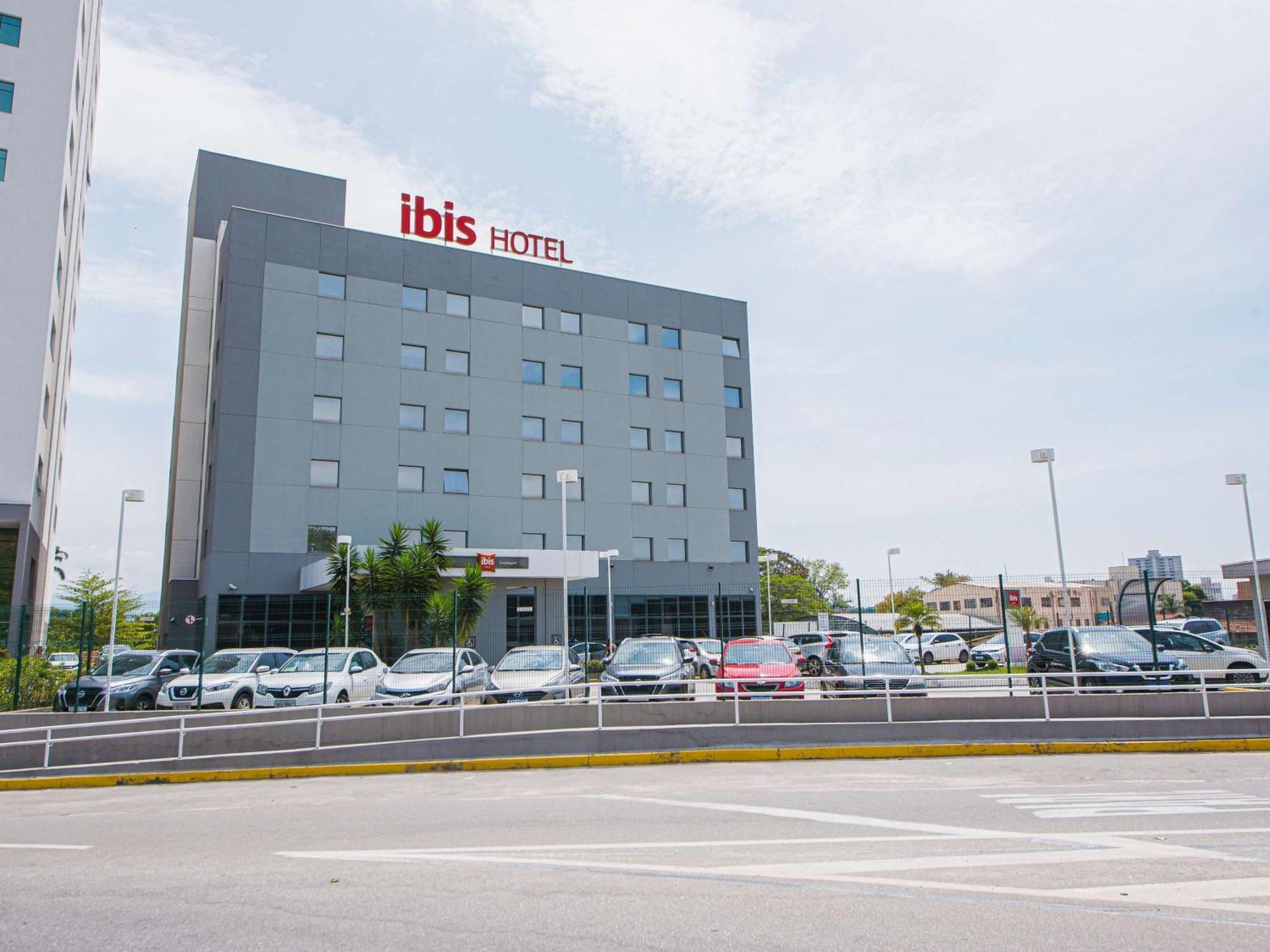 Ibis Guaratingueta Aparecida - Circuito Da Fe Hotell Eksteriør bilde