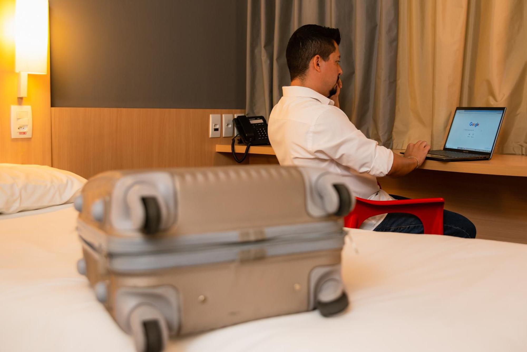 Ibis Guaratingueta Aparecida - Circuito Da Fe Hotell Eksteriør bilde