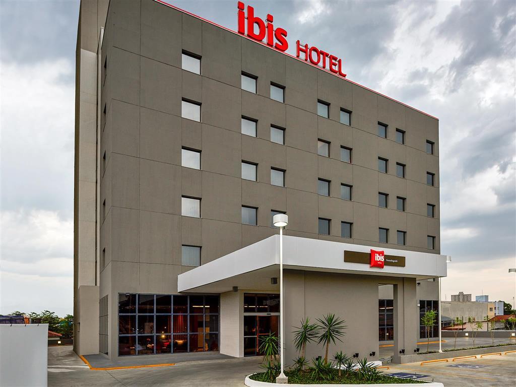 Ibis Guaratingueta Aparecida - Circuito Da Fe Hotell Eksteriør bilde